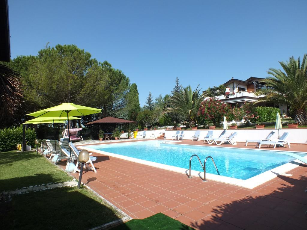 Villa Serena Ассізі Екстер'єр фото
