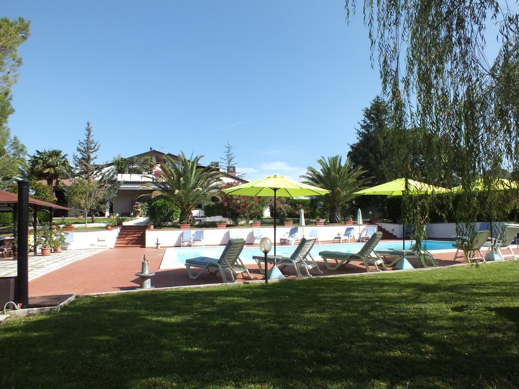 Villa Serena Ассізі Екстер'єр фото